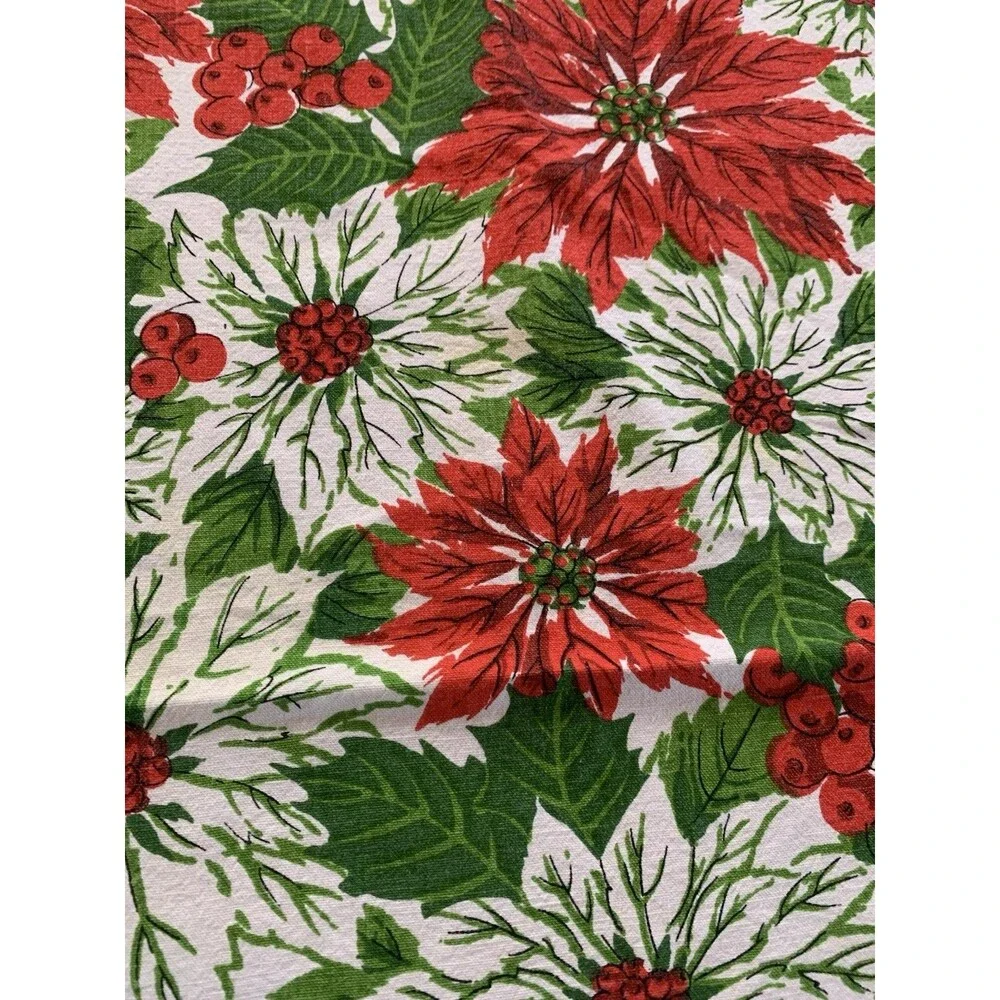 Vintage Cotton Christmas Pointsetta Holly Berries Tablecloth 4’ By 5’